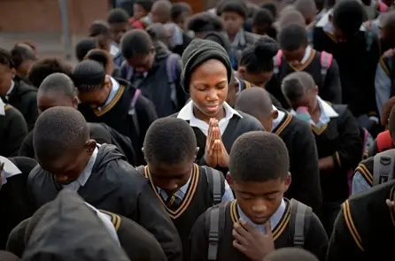 crowd at the ceremony