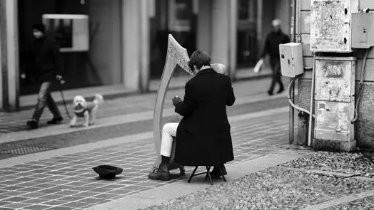 black-and-white photography, street musicians