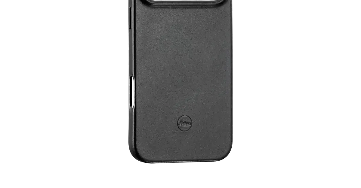 Leica LUX Case for iPhone 17 Pro, black | Leica Camera AG