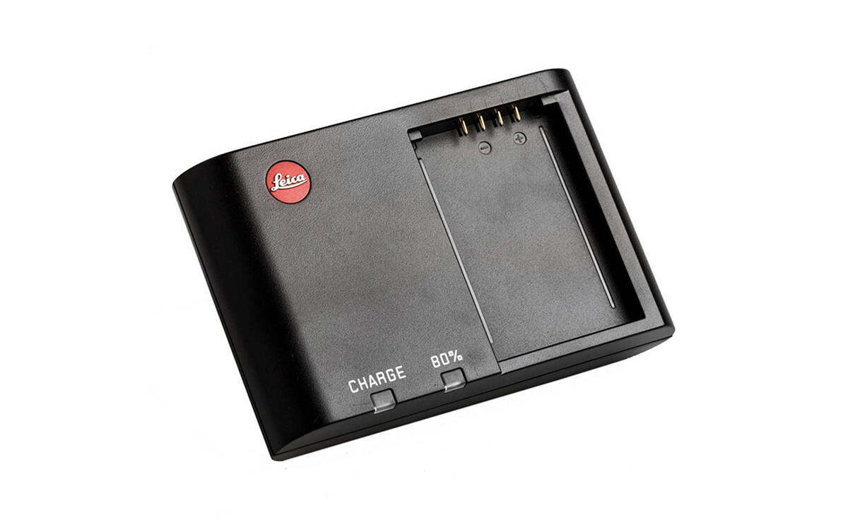 Charger M for battery BC-SCL2 | Leica Camera Online Store UK