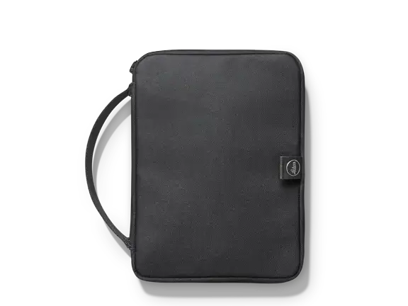 19674_Leica_pouch_1_1920px.png