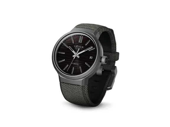 Leica_Watch_ZM_11_Launch_Edition_textile_strap_1920х1440_2.jpg
