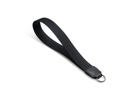 18570_D-Lux 8_wrist-strap-black_1920px.png
