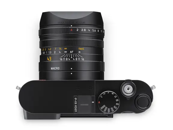 19084_Leica_Q3_43_top_with_lens_hood_1920px.jpg