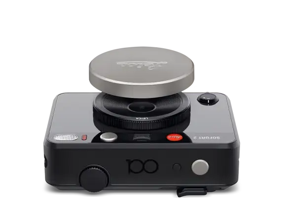 19195_SOFORT 2_100 YEARS OF LEICA_top_angled_1920px.webp