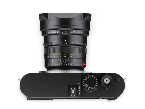 20229_Leica_M_EV1_top_11647_Summilux-M_21_1920px.webp