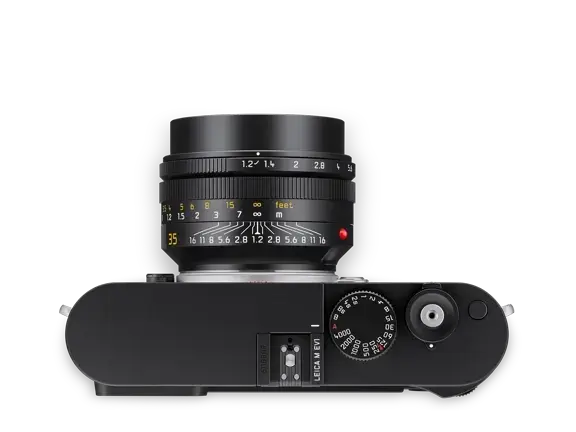 20229_Leica_M_EV1_top_11635_Noctilux-M_35_1920px.webp
