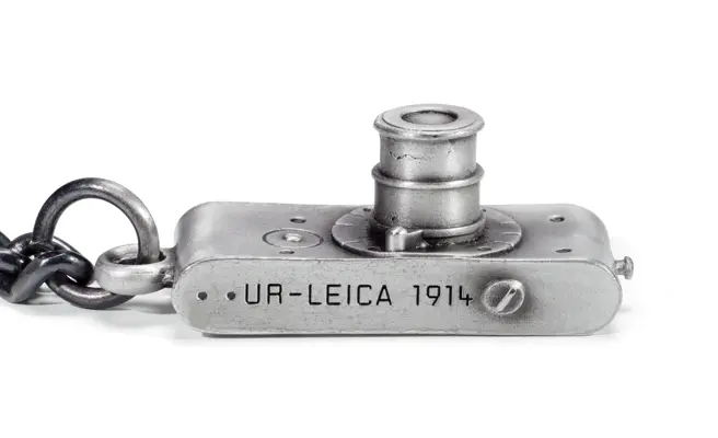 96342_Keyring-Ur-Leica_Detail2.jpg