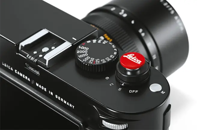 Leica_Release_Buttons_358d1218b89e6d.jpg