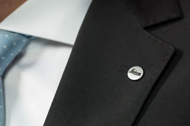 Leica_Release_Buttons_7.jpg
