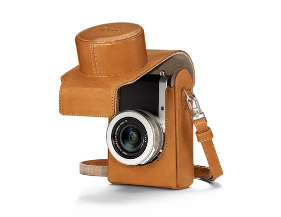 19555_Case-D-LUX-7-brown-offen.jpg