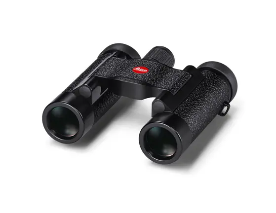 40605_Ultravid-8x20-leathered-black.jpg