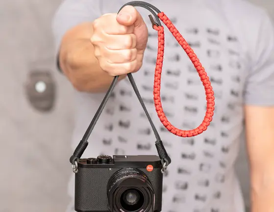 18897_Paracord-Strap-red_image.jpg