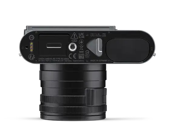 Leica Q3 Metal Gray bottom