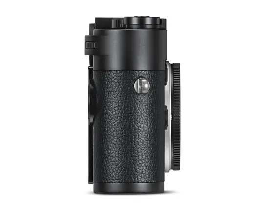 M10_Monochrom_RIGHT_1.jpg