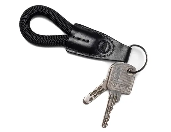 C110081007_Leica-rope-key-chain-black_01_resized.jpg