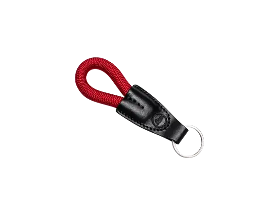 C110081057_leica-rope-key-chain-red_02_resized_1.png