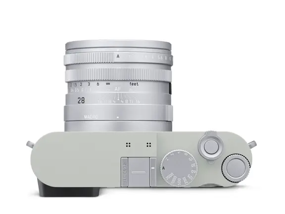 19054_Leica_Q2_Ghost_by_hodinkee_top_1920x1440.jpg