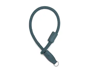 98252_Zegna_Wrist_Strap_sprea_blue.png