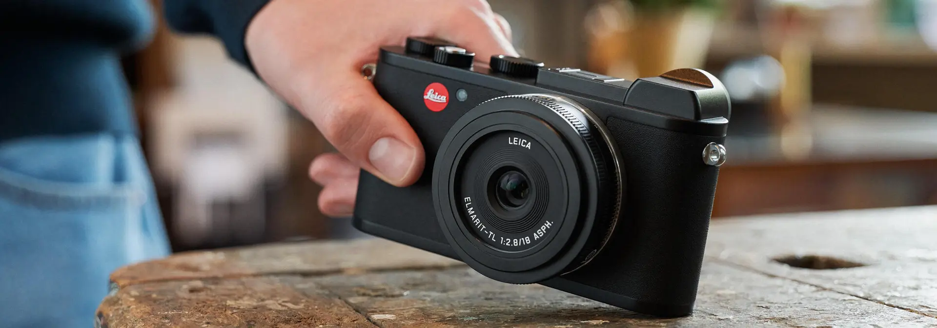 Leica CL - Hero