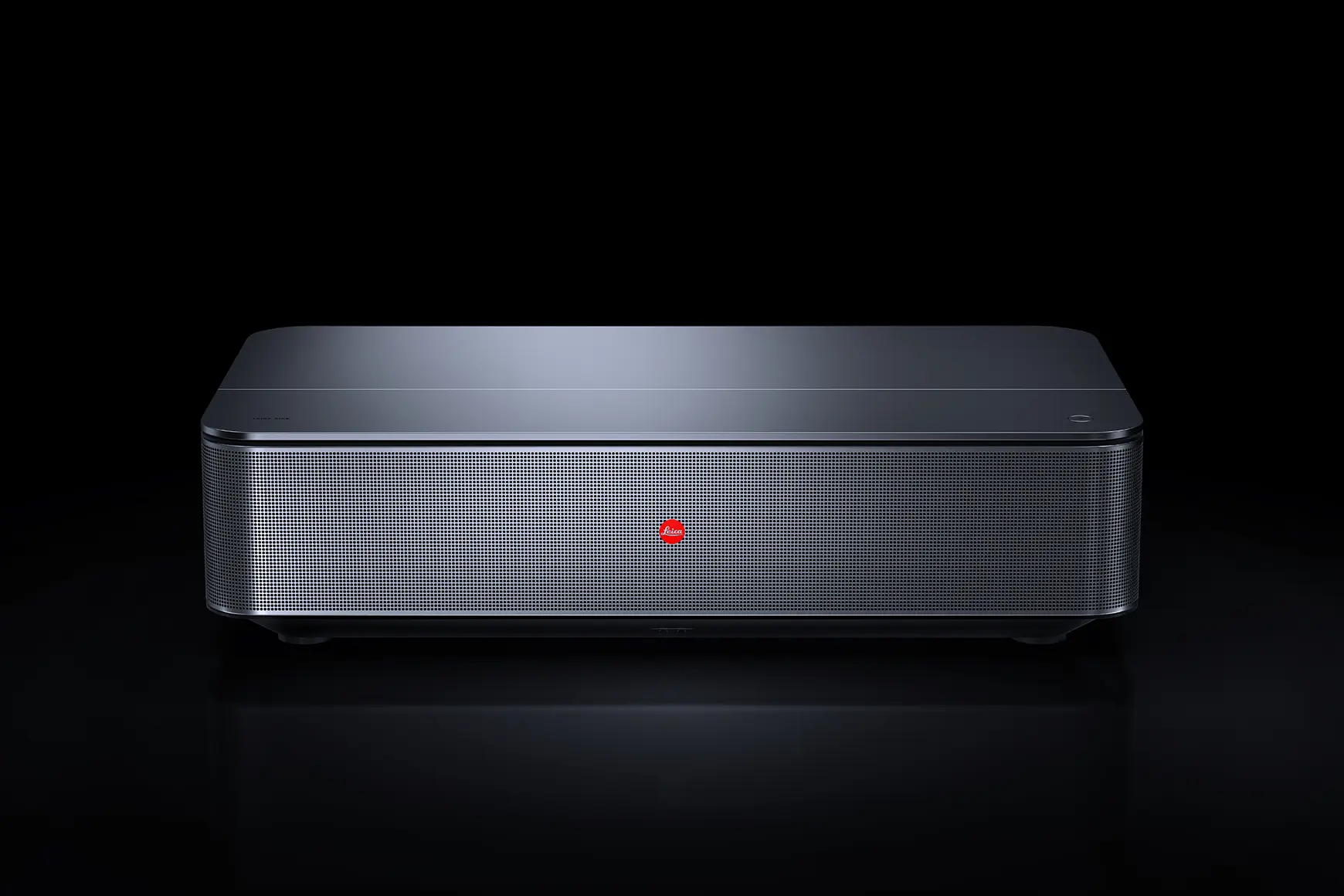 leica_haddock_ifa_black_emotional_03.png