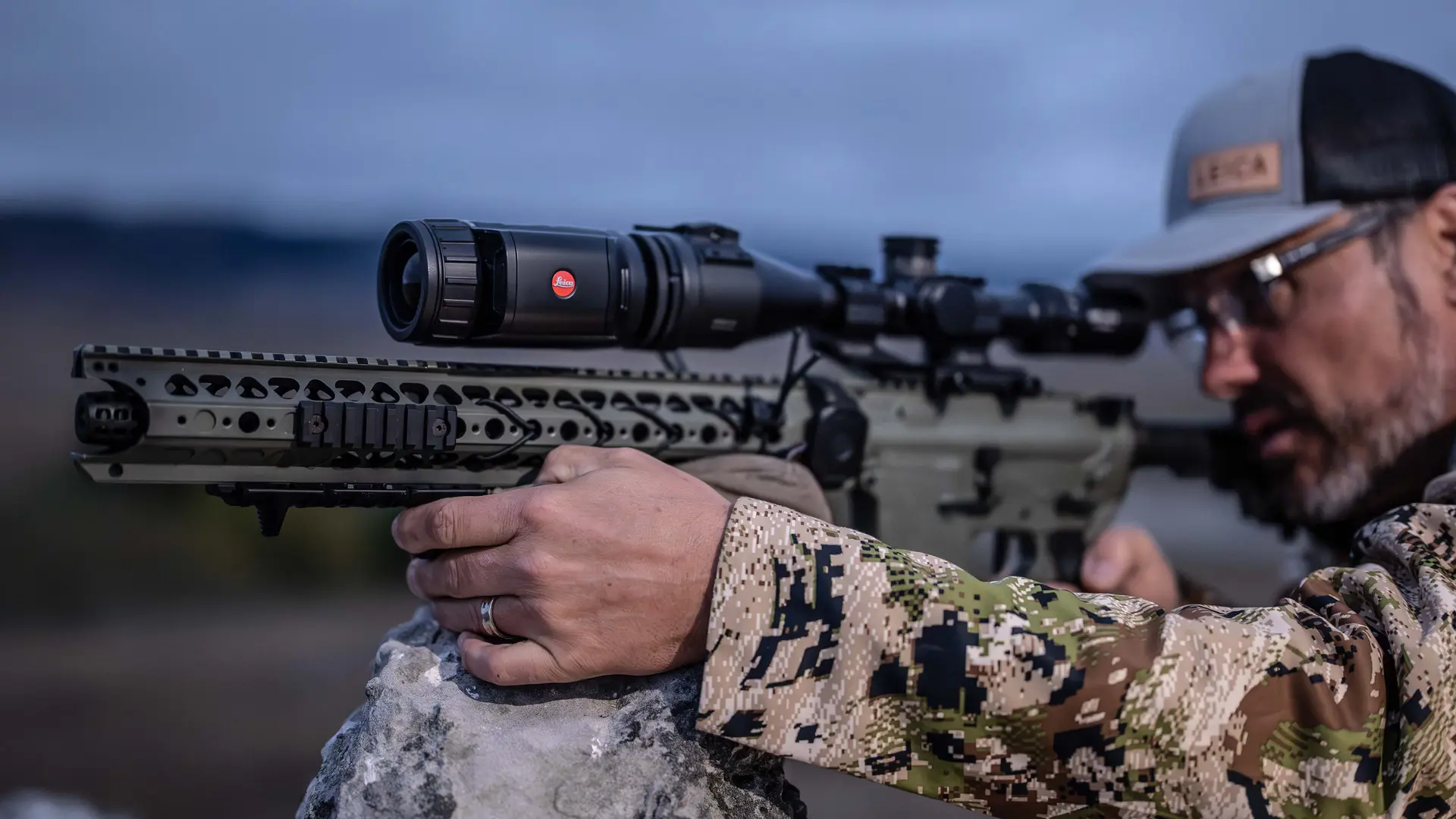 leica-calonox-2-Sight-LRF_hero-image-us-product-page