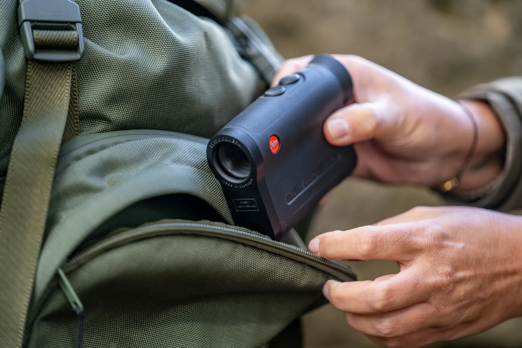 leica-rangemaster-crf-r_slideshow-03