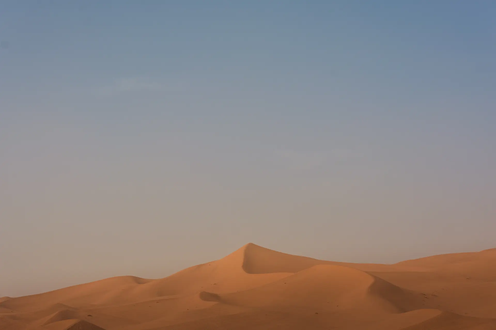 Marco Fisher with SL3 in Morocco Dunes