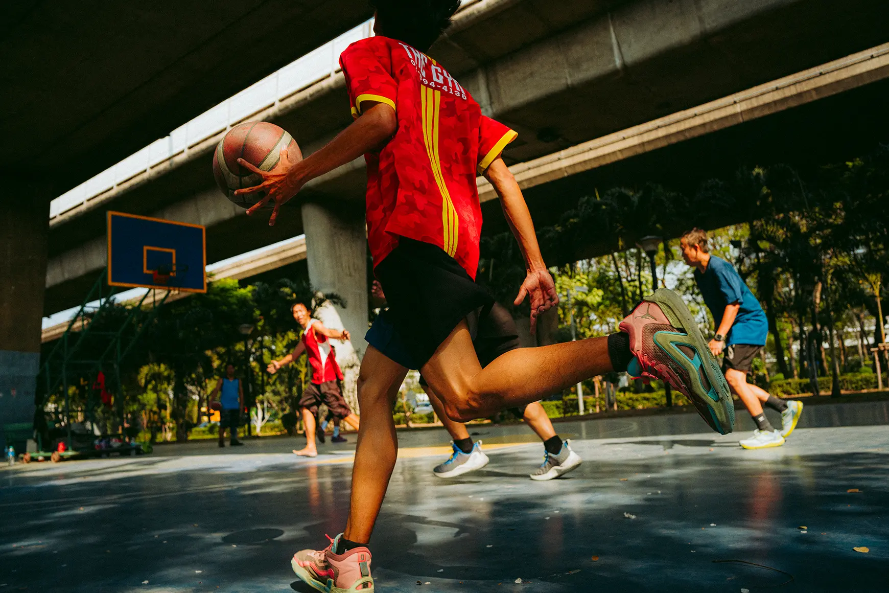 Philipp Reinhard in Bangkok SL2 Basketball