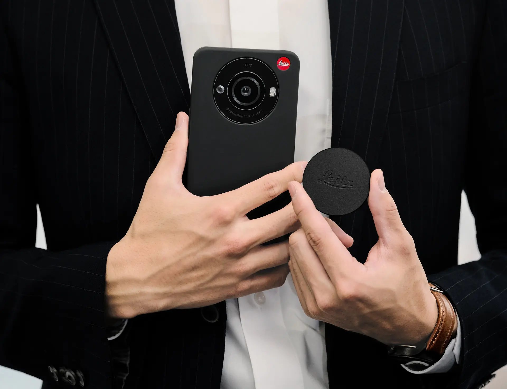 Leica ライカ M-E ジャンク品 不動 基盤破損 センサー腐食 M11破損修理◯◯万…全て自己責任、皆さん絶対に僕みたいに