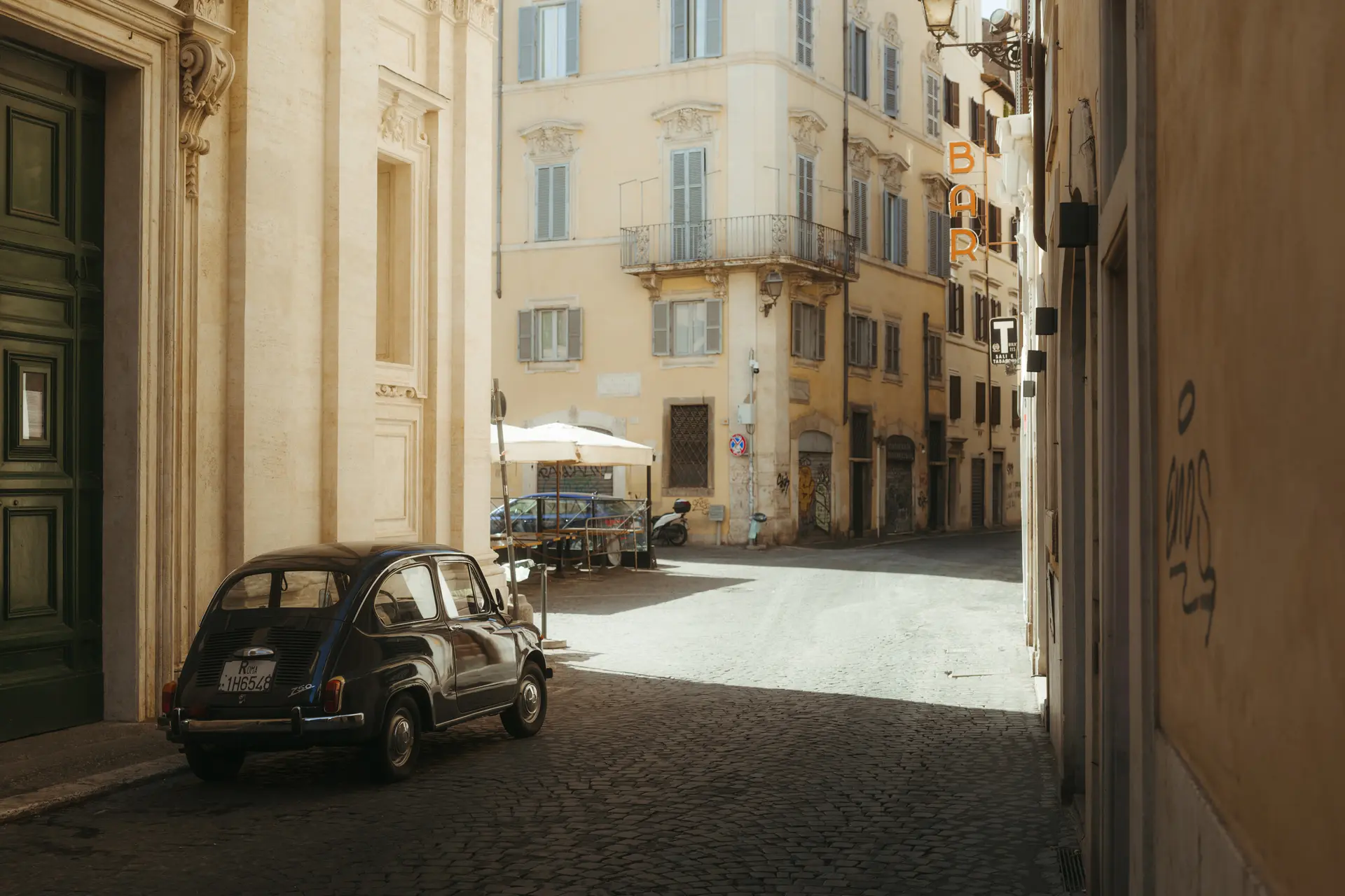 Narrow streets in rome
