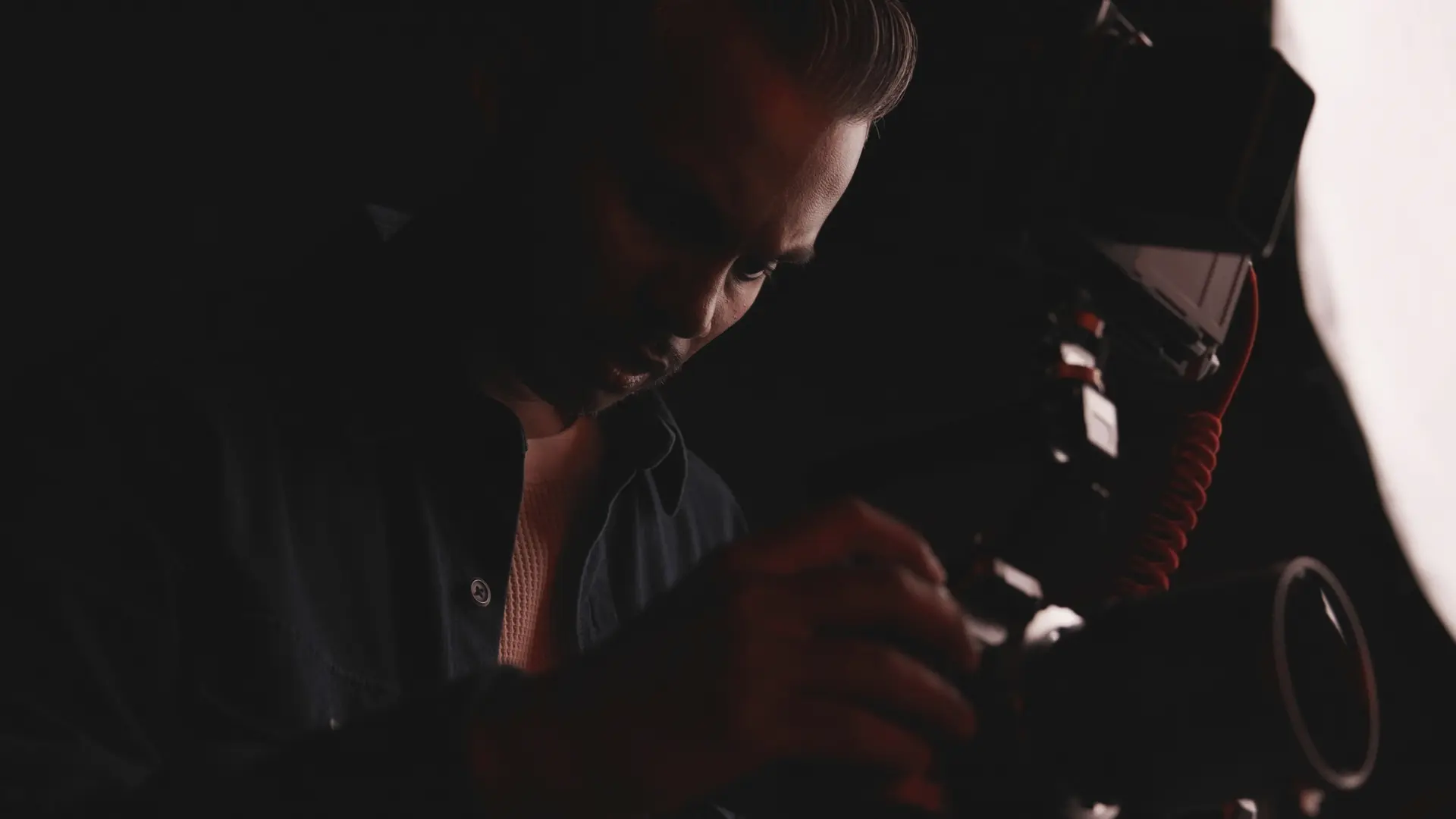 Gajan Balan with Leica SL3-S with videography equipment