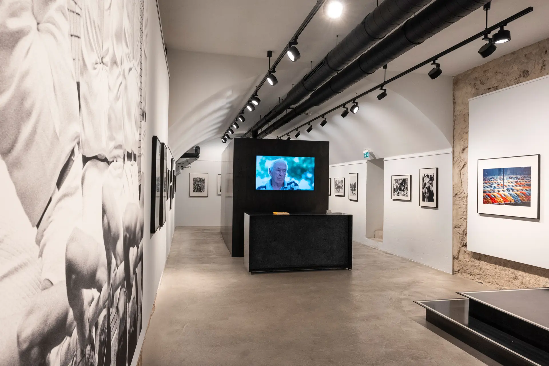 Picture of the Leica Gallery Stuttgart with works by Thomas Hoepker