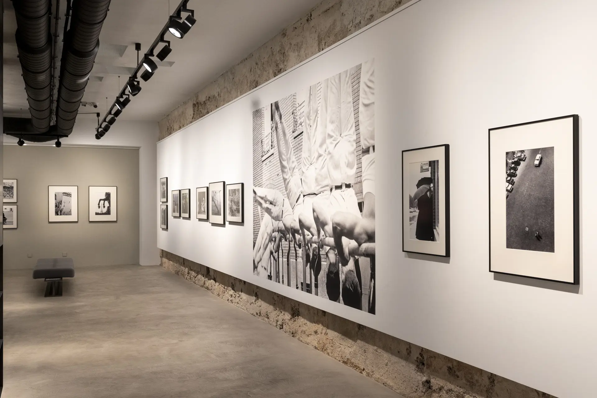 Picture of the Leica Gallery Stuttgart with works by Thomas Hoepker