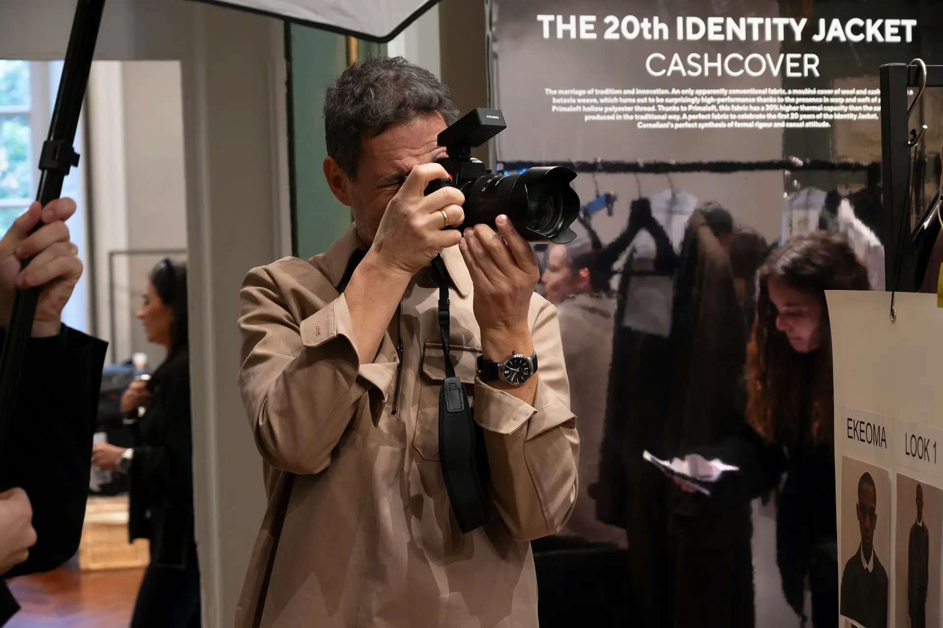 Stefano Guindani with a Leica SL3-S backstage