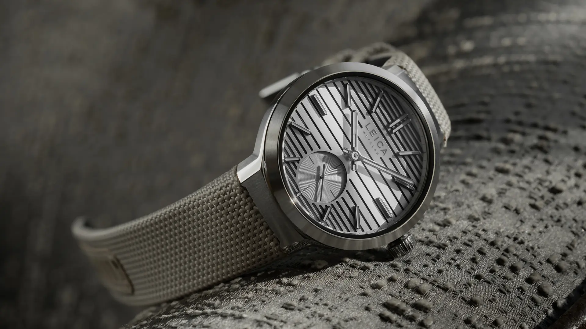 Leica ZM 12 Watch Steel Silver Grey