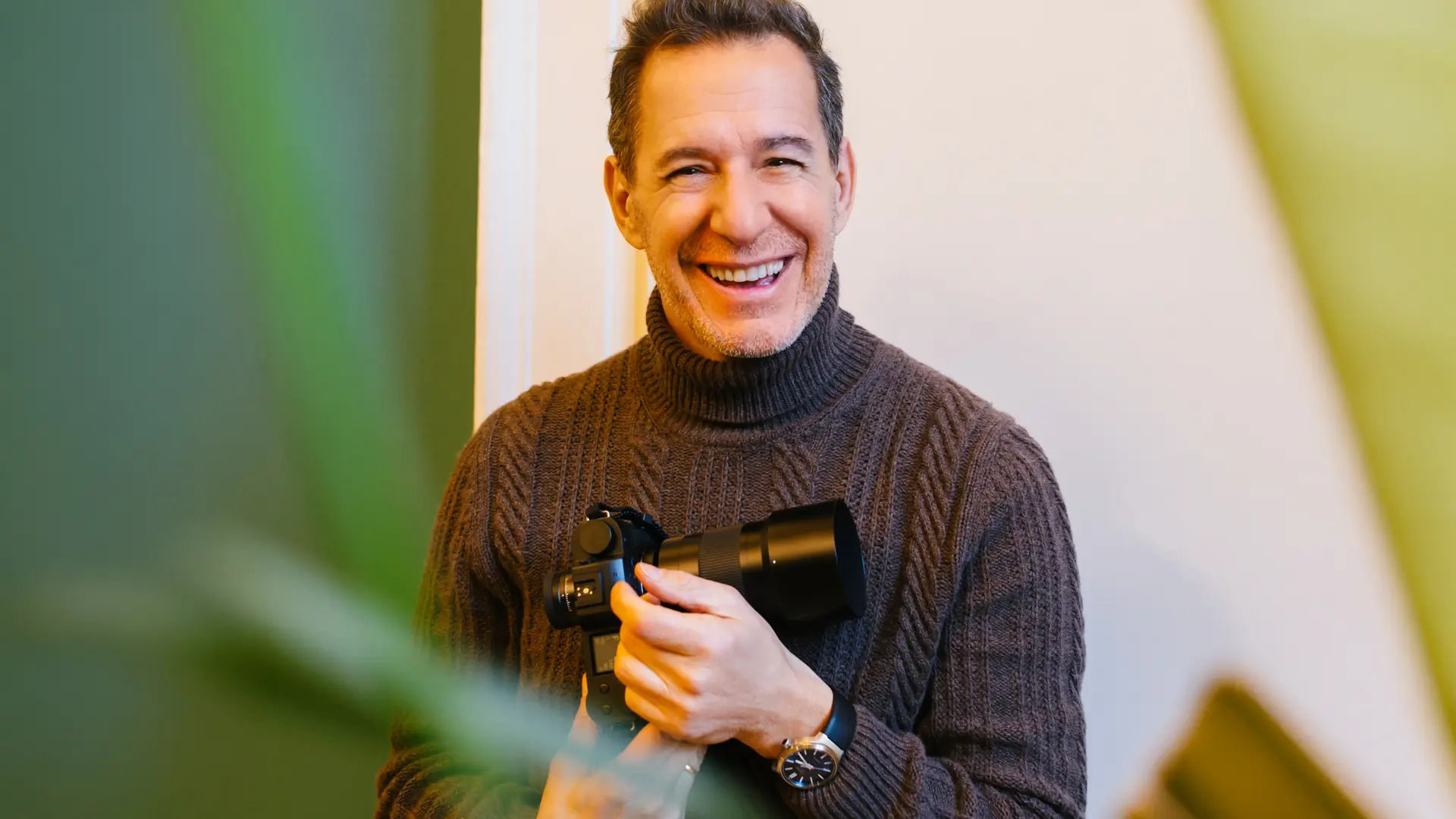 Stefano Guindani with a Leica SL3-S Watch ZM11