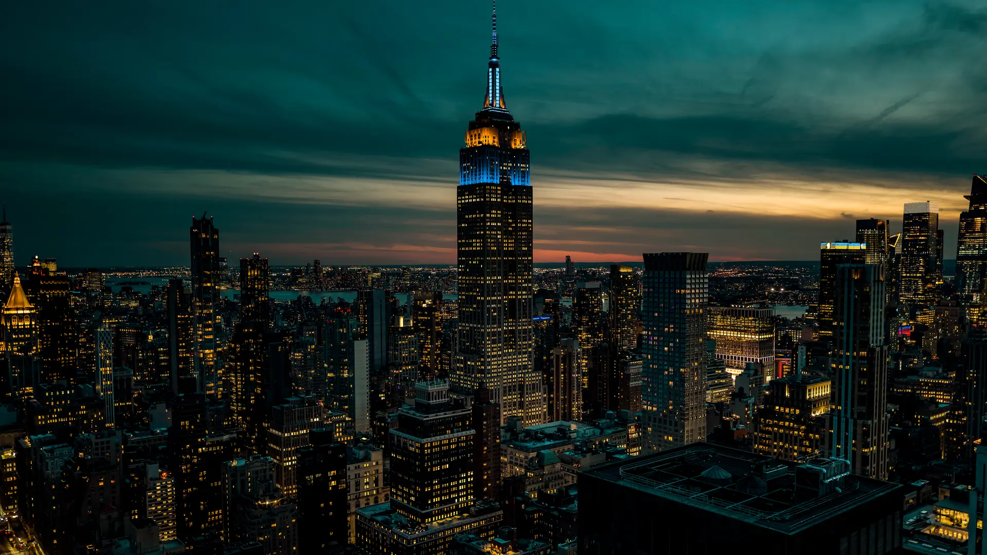 Skyline by night.