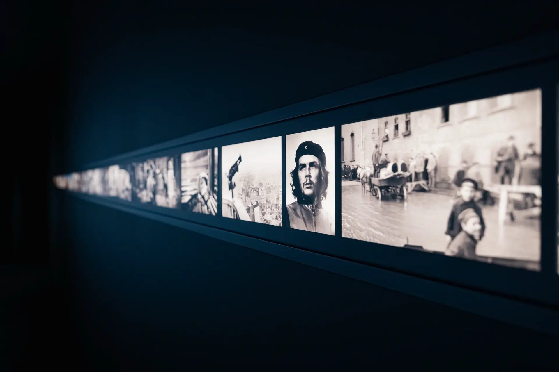 Presentation of the 36 legendary Leica images