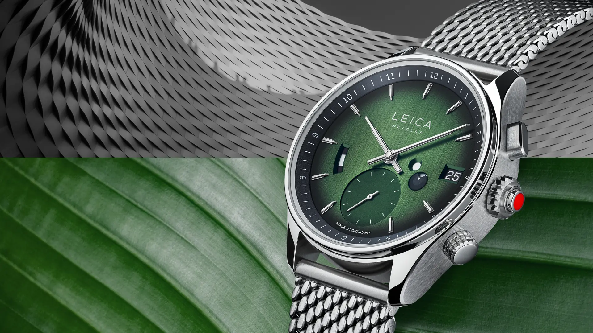 Leica ZM2 Urban Green with Steel Milainse strap