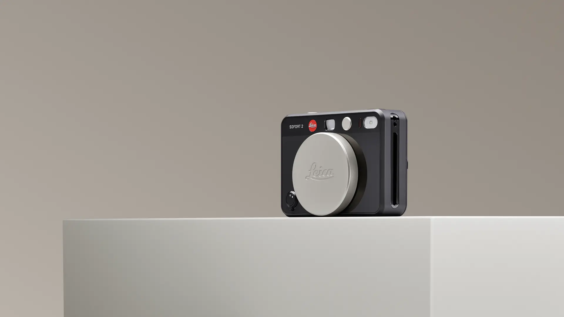 Leica SOFORT 2 100 YEARS OF LEICA on a stand