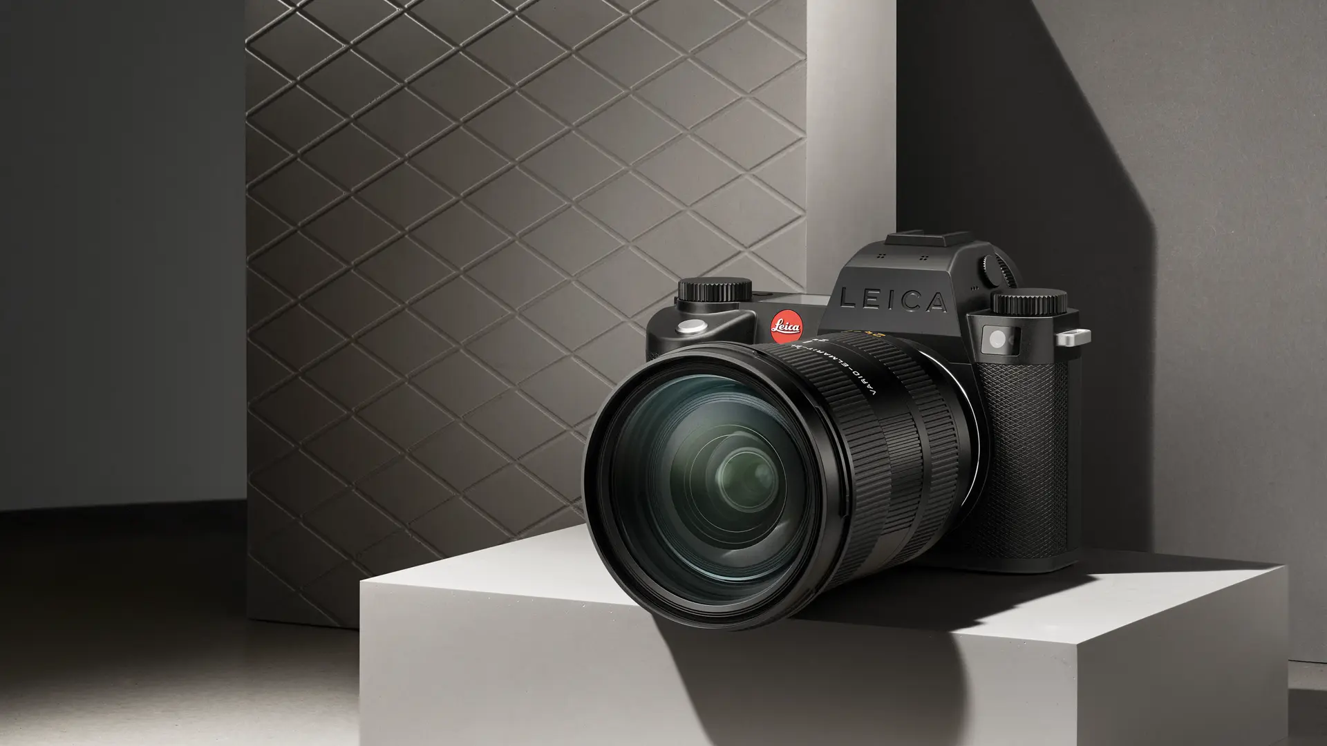 Leica SL3-S on a stand