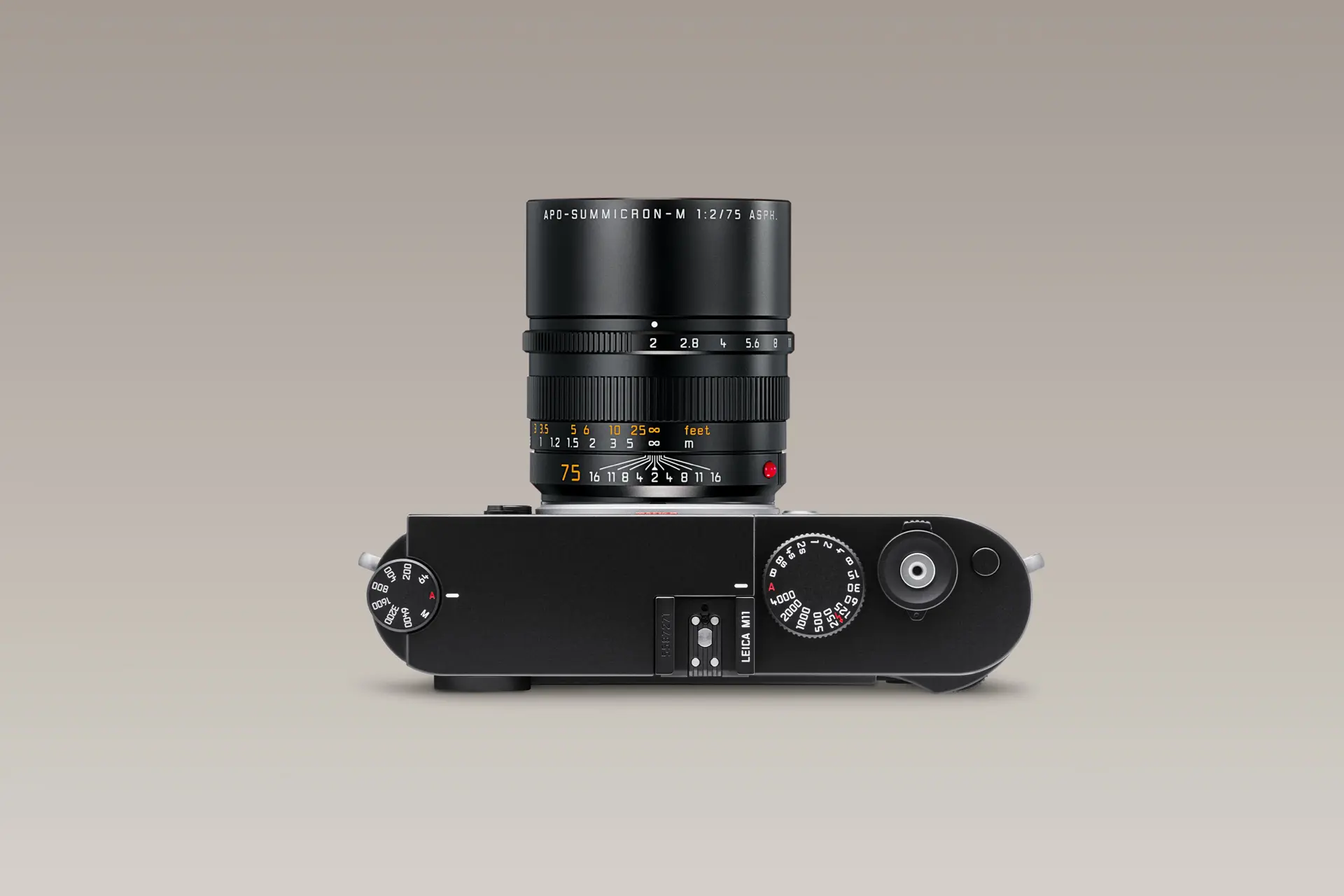 APO-Summicron-M 2 75 ASPH on a camera