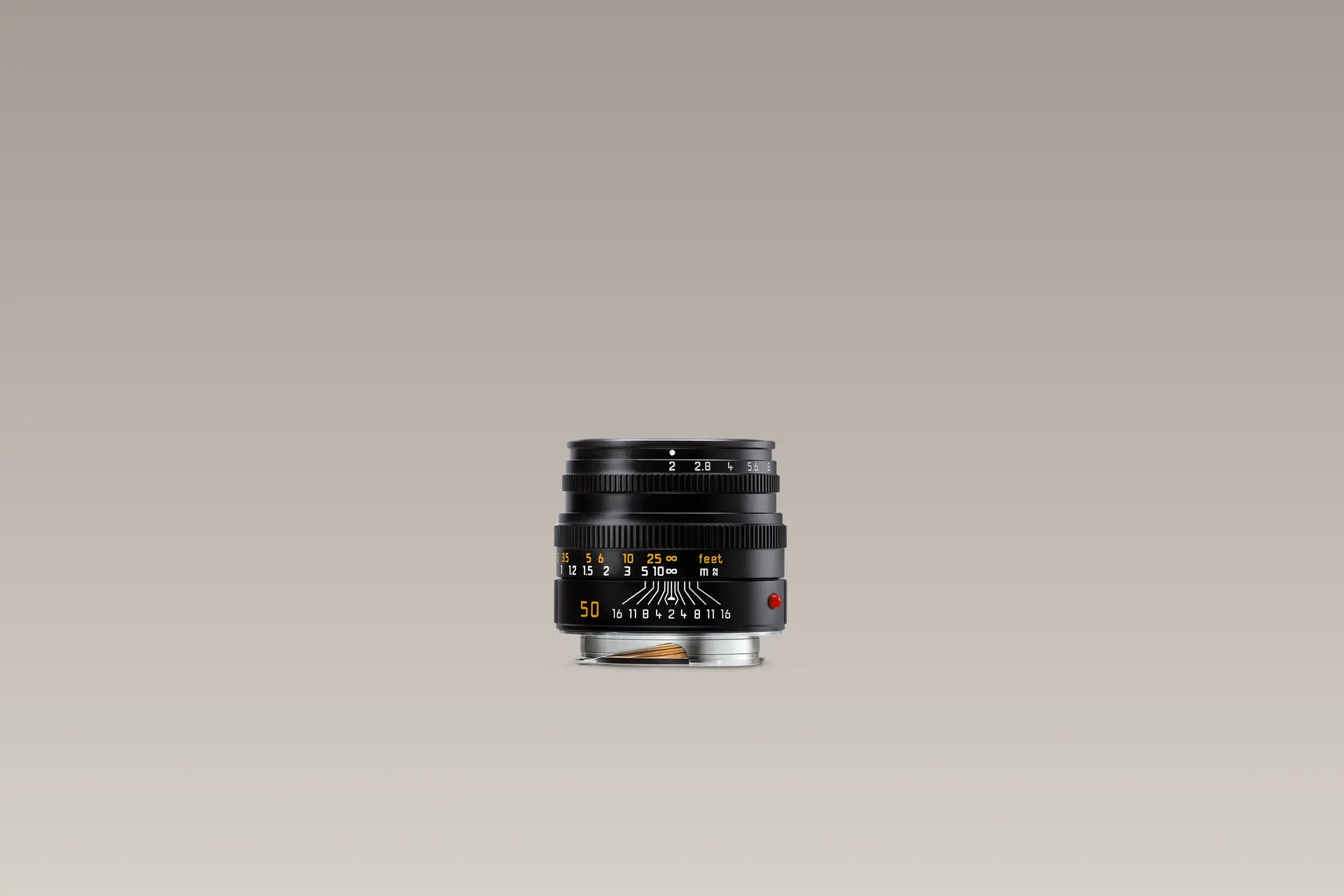 Summicron-M 50 f/2 side view