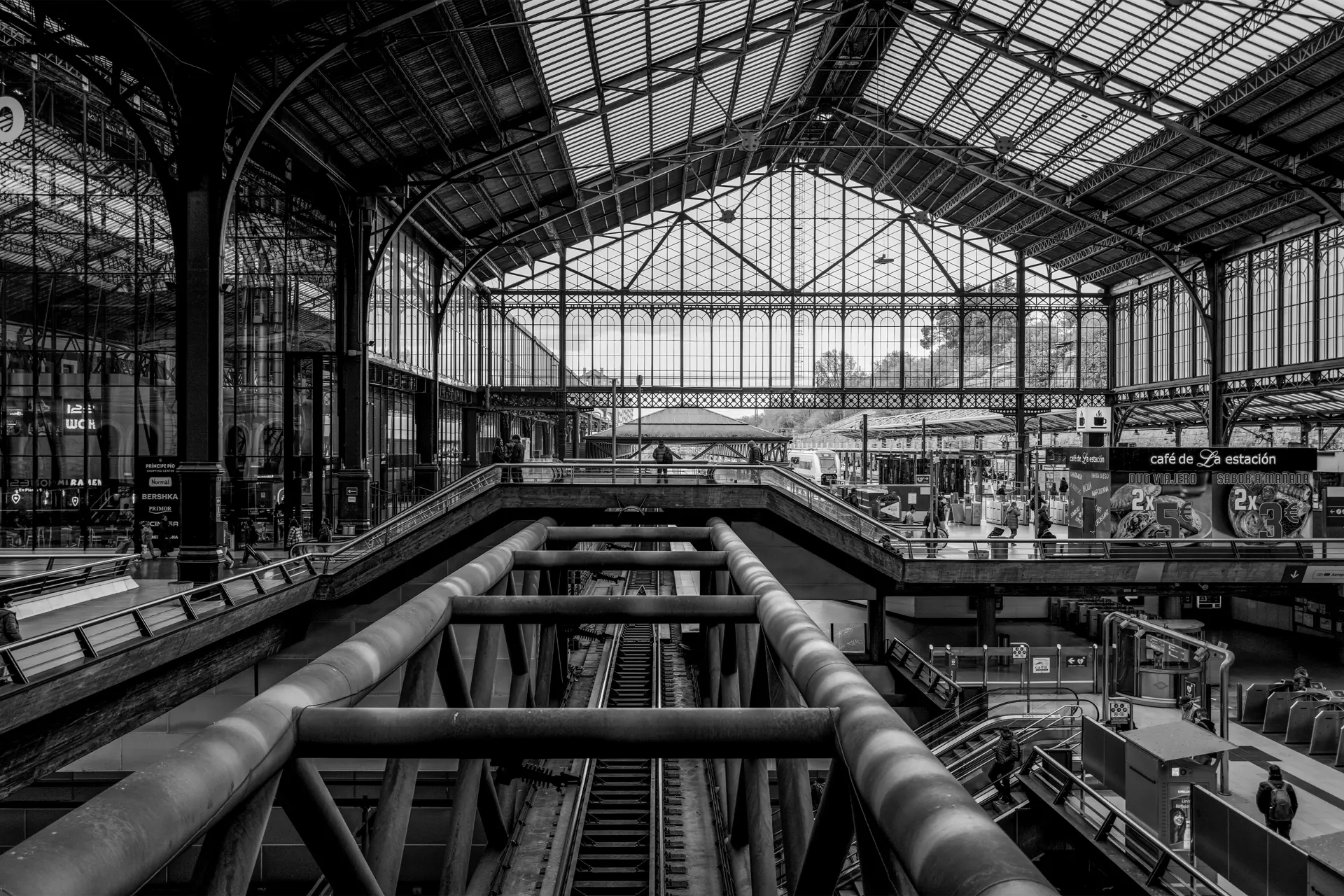 Andenes de estación de tren