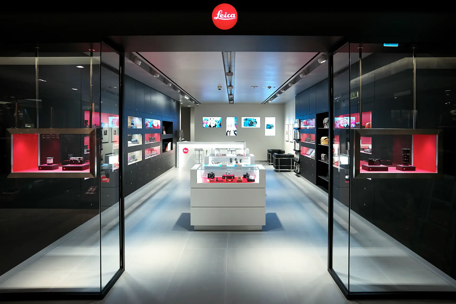 Leica Store Hyundai Trade Center