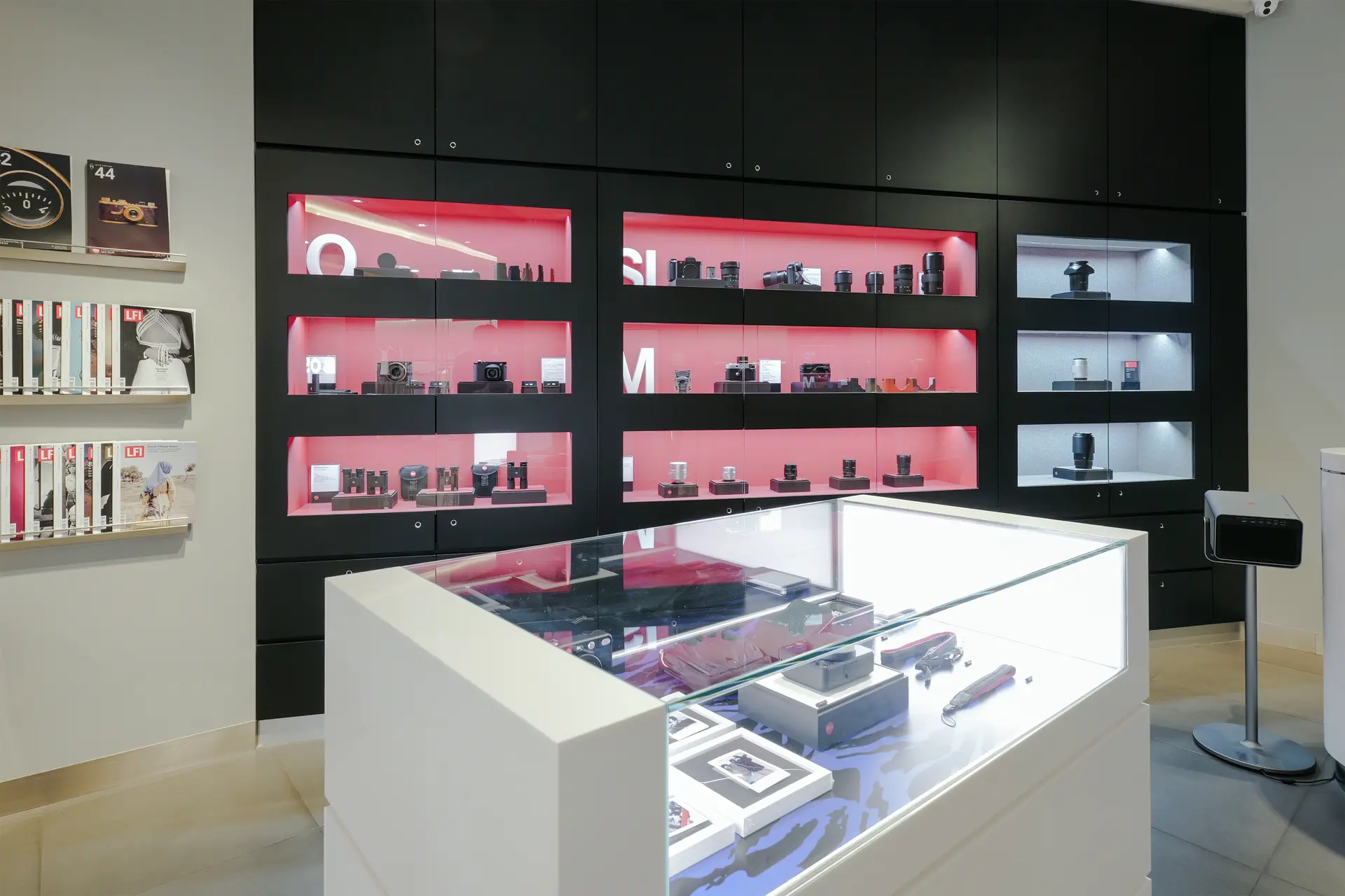 Leica Store Shanghai IFC