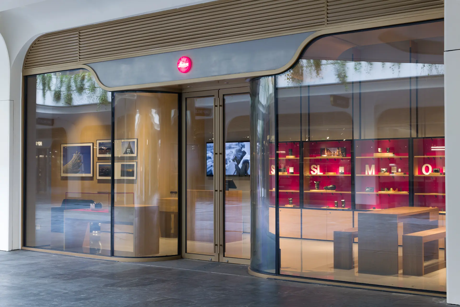 Leica Store Chengdu SKP