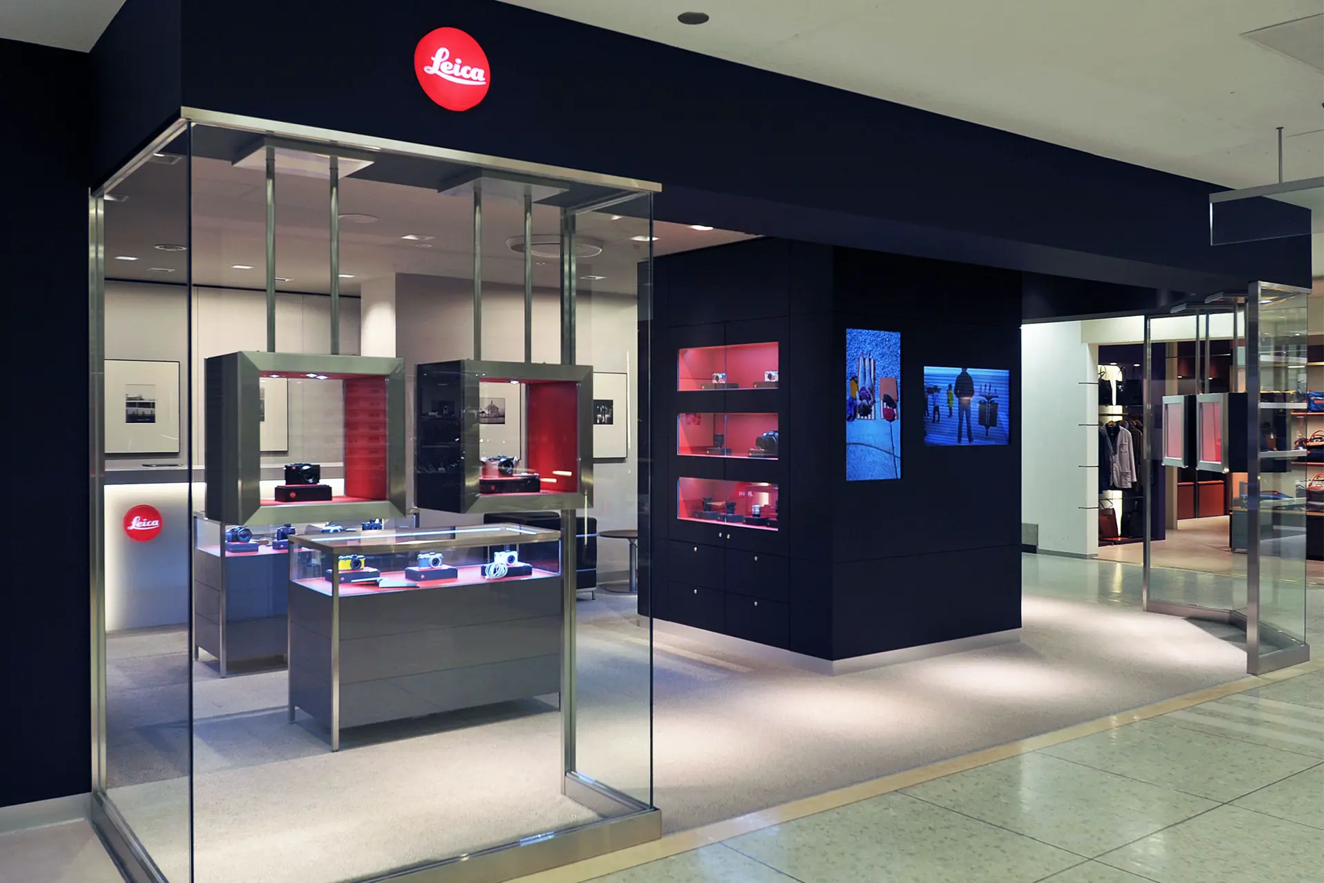 Leica Store Sogo Yokohama