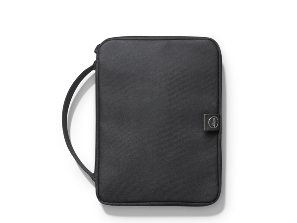 19674_Leica_pouch_1_1920px.png